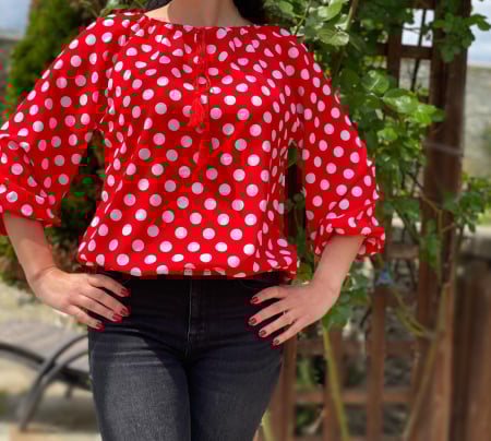 Блузи - Bluza cu buline