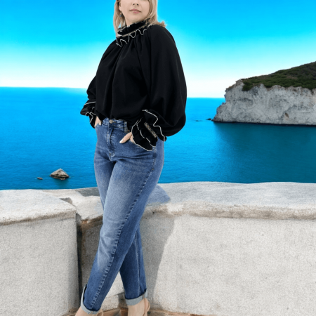 Bluza neagra stilizata traditional Amalia [15]