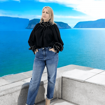 Bluza neagra stilizata traditional Amalia [16]