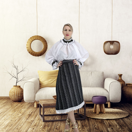 Bluza alba stilizata traditional Amalia 2 [18]