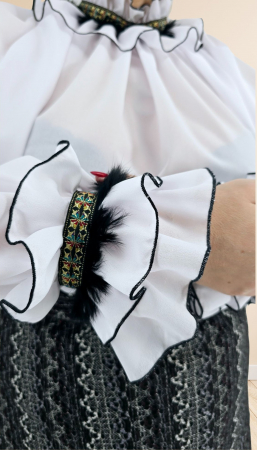 Bluza alba stilizata traditional Amalia 2 [13]