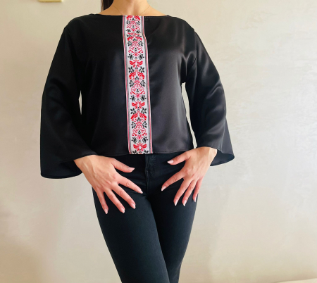 Блузи - Bluza stilizata cu motive traditionale Ionica 2