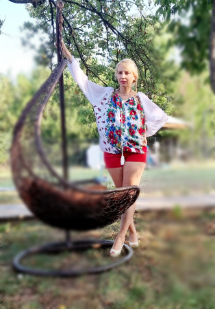Bluza stilizata cu motive traditionale Margareta 9 [4]
