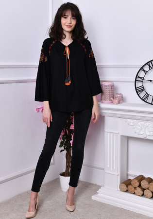 Bluza stilizata traditional cu broderie si ciucuri Clarita [1]