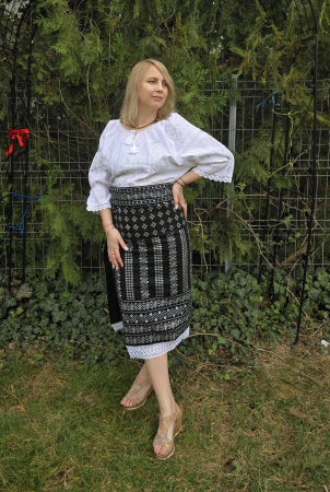 Catrinta si brau traditionala Afrodita 4 [1]