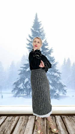 Catrinta si brau traditionala cu fir de lame pentru dama - Silvia 4 [1]