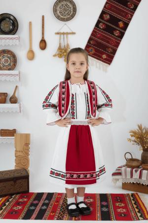 Момичета - Традиционен тоалет за момичета Мируна 2