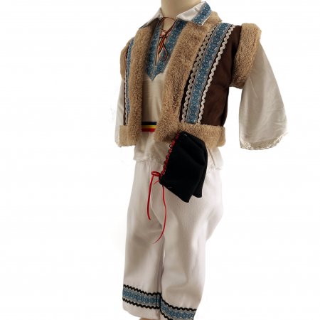 Baieti - Costum National Baieti Titel 11