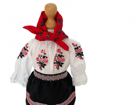 момичета - Costum national fete - Muna 7