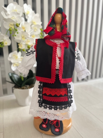 момичета - Costum national fetite Mira 6
