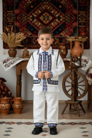 Botez cu Traditie - Costum National pentru baieti Liviu