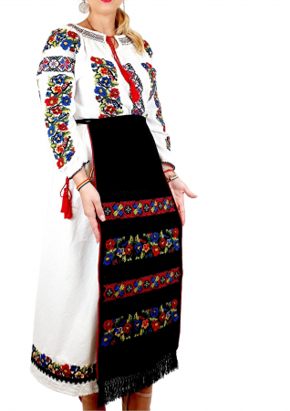 Costum Popular nr 6 - format din 4 piese [1]