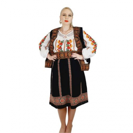 Costum Popular cu broderie traditionala Valentina [6]