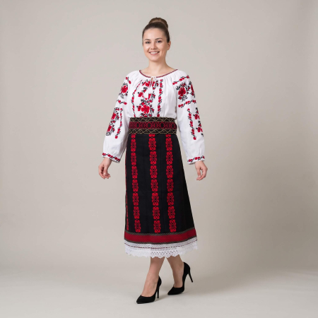 Costume populare - Costum popular format din catrinta , brau si ie - Alexandra 3