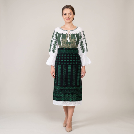 Costume populare - Costum popular format din catrinta , brau si ie - Vanida