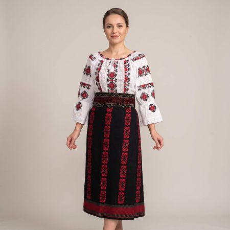Costume populare - Costum popular format din catrinta , brau si ie - Emilia