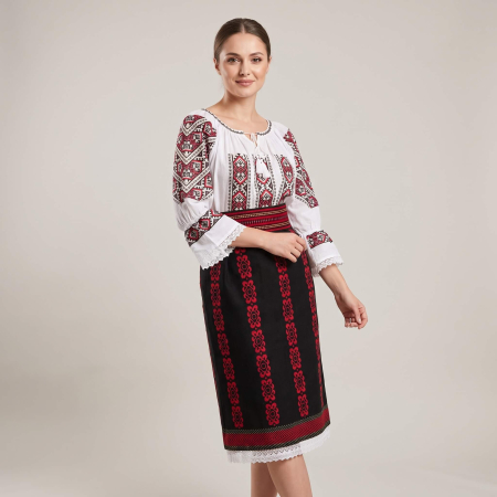 Costume populare - Costum popular format din catrinta , brau si ie - Andromeda