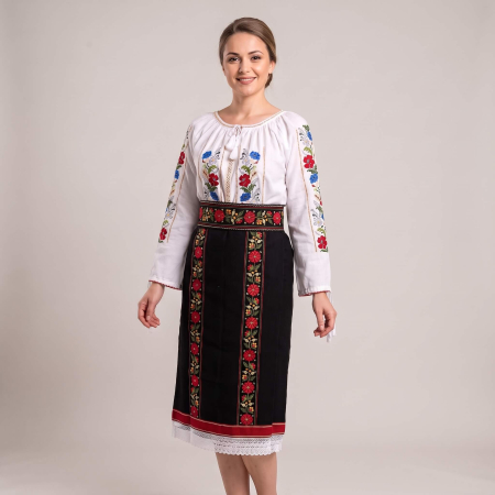 Costume populare - Costum popular format din catrinta , brau si ie - Alexandra 2