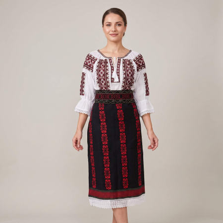 Costume populare - Costum popular format din catrinta , brau si ie - Amita
