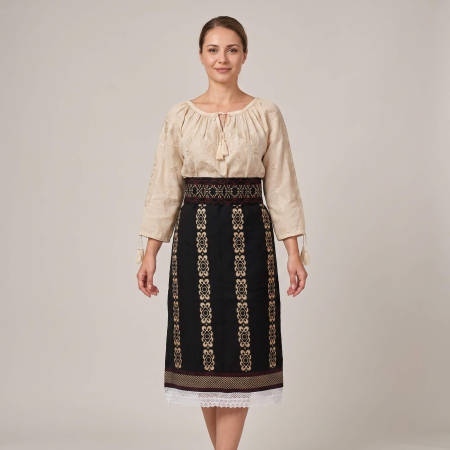 Costume populare - Costum popular format din catrinta , brau si ie - Nadin 3