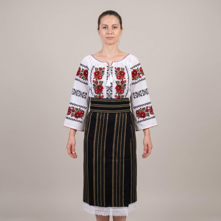 Costume populare - Costum popular format din catrinta , brau si ie - Robertina 9