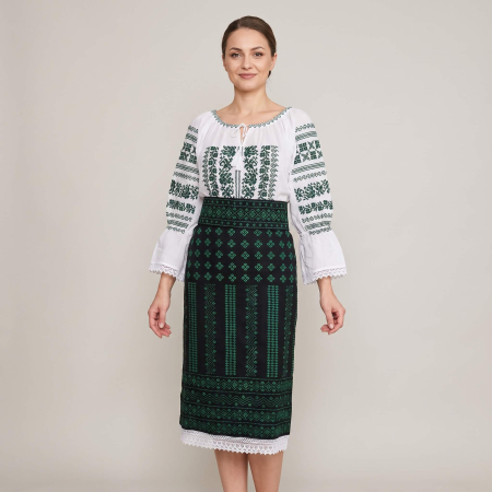 Costume populare - Costum popular format din catrinta , brau si ie - Venus 6
