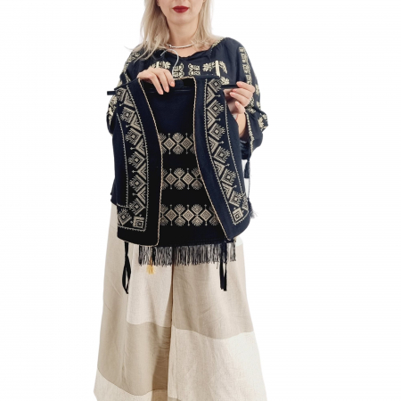 Комплекти за момичета - Costum traditional Complet Mira 8 - 3 piese