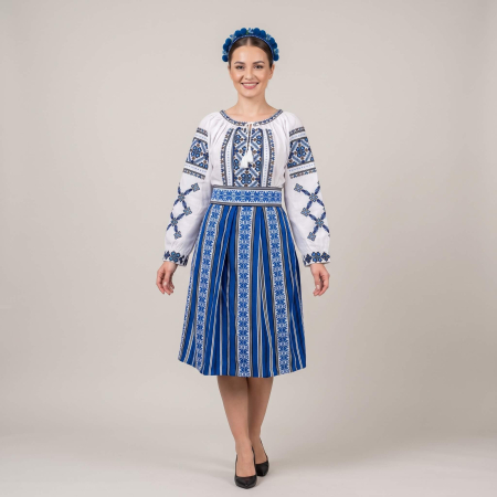 Традиционни костюми - Costum Traditional Dama - Rodica 14
