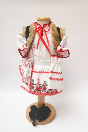 Fetite - Costum Traditional Fetite Marita 3