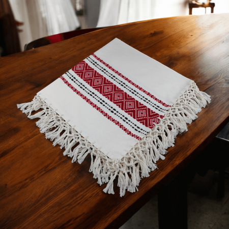 Decor pentru masă - Fata de masa alb cu rosu Stefania