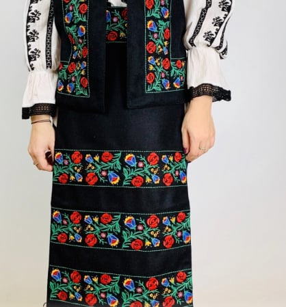 Fote & Catrinte - Fote cu broderie traditionala 6