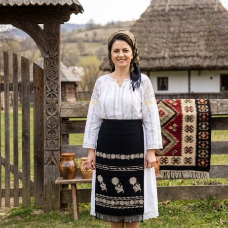 Fote & Catrinte - Fote cu broderie traditionala Sidonia 4