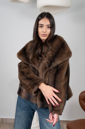 Дамски якета - Елегантно палто от органична кожа в различни цветове – Универсален размер