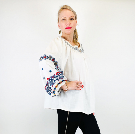 Ie Traditionala Anamarie [1]