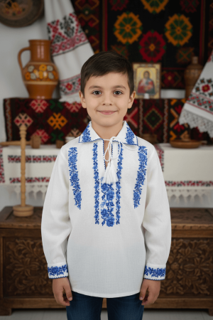 Блузи с бродерия за момчета - Традиционни момчета от Ие Дариан