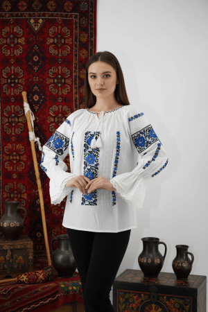 Femei - Ie Traditionala Cezarina 6