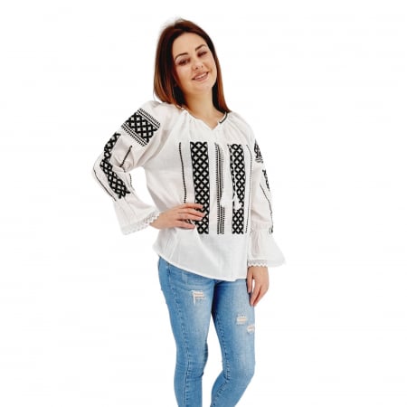 Ie Traditionala Dariana 4 [3]