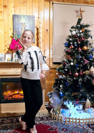 Ie traditionala fetite Doris 3 [1]