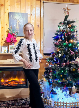 Ii Fete - Ie traditionala fetite Doris 3