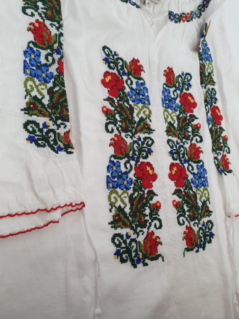 Ie Traditionala Leila 8 [4]