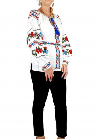 Дамски ризи с бродерия - Пемота №53