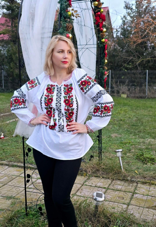 Ie Traditionala Teodora 4 [4]