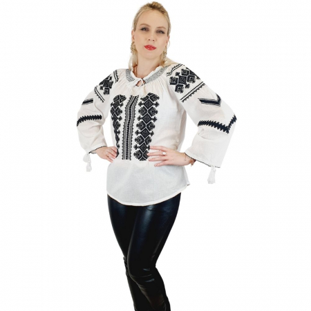 Maneca lunga - Ie Traditionala Toni 4