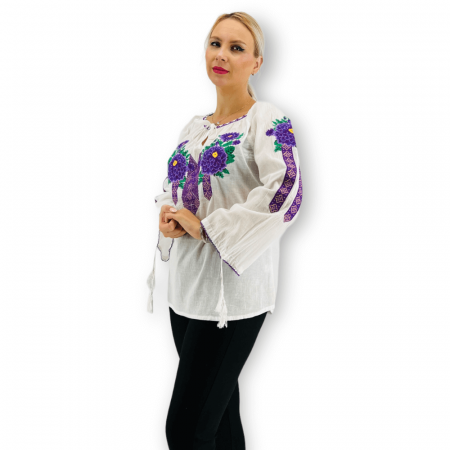 Maneca lunga - Ie Traditionala Trandafira 13