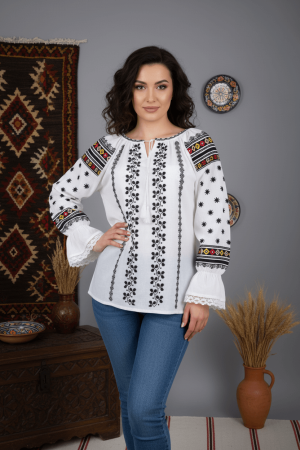 Бродирани блузи - Традиционна Трифина 3