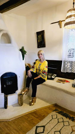 Ie Traditionala Tuca 10 [6]