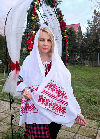 Бродирани шалове - Традиционен бродиран шал 36