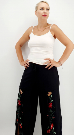 Pantaloni de vara cu broderie [4]