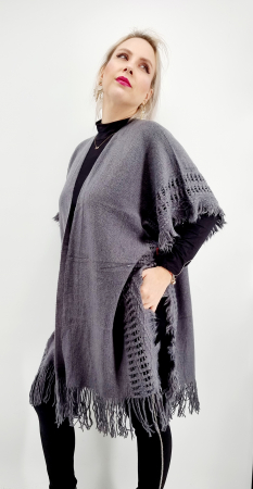 Poncho dama cu maneci gri [2]