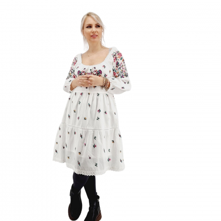 Rochie traditionala - Maximiliana 2 [4]